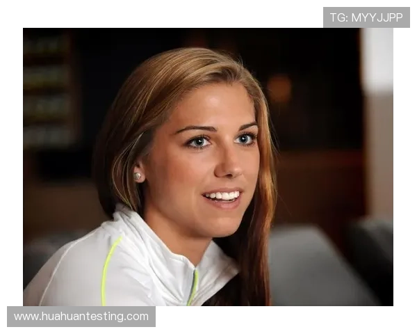 亚历克斯·摩根家的冰箱里居然只放蛋白粉和冰水？